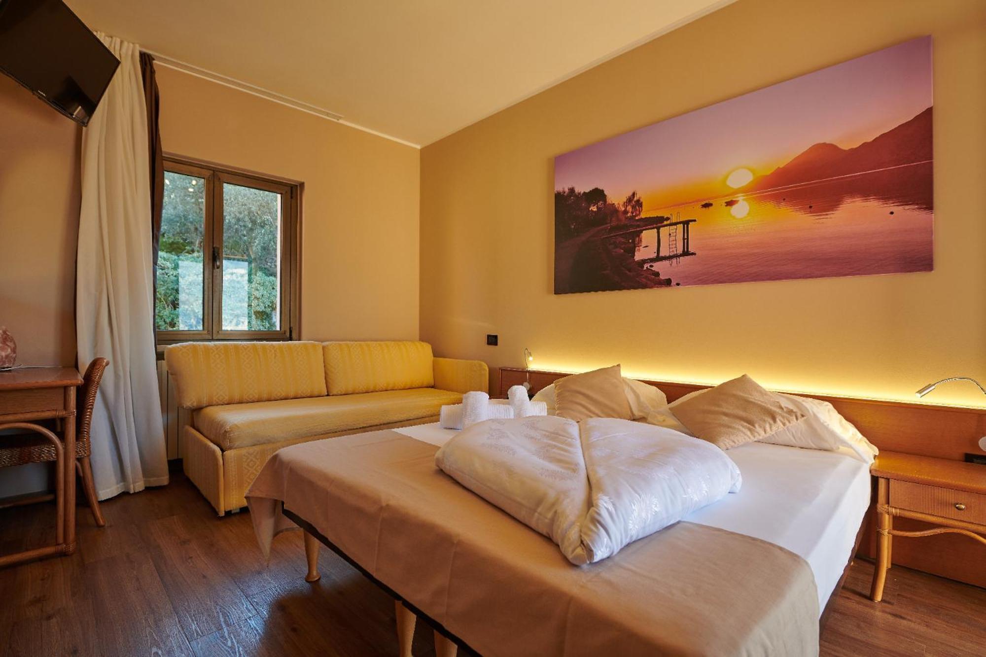 Hotel Eden Brenzone sul Garda Pokoj fotografie