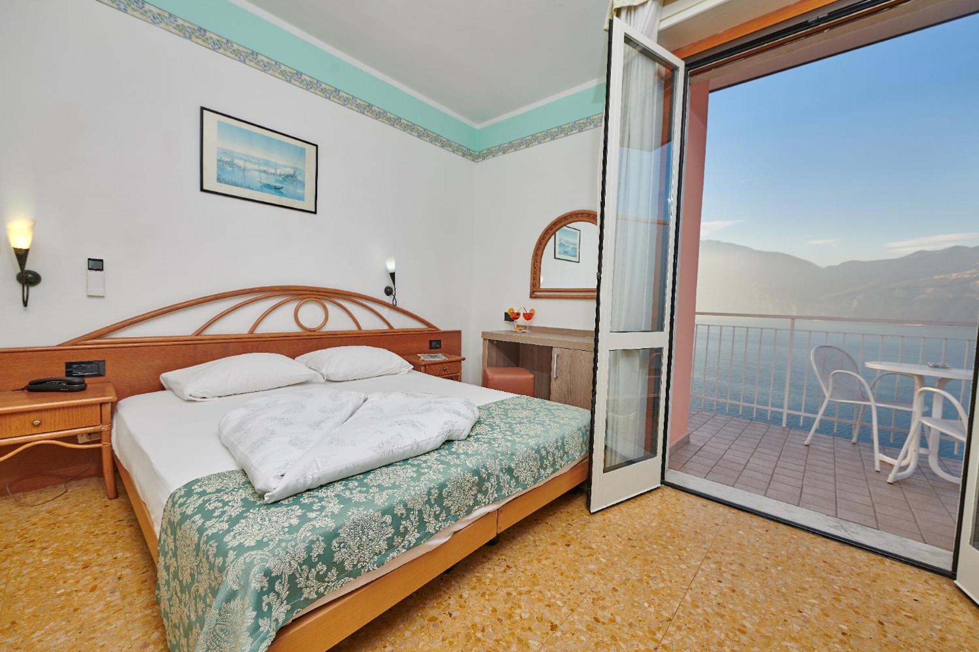 Hotel Eden Brenzone sul Garda Pokoj fotografie