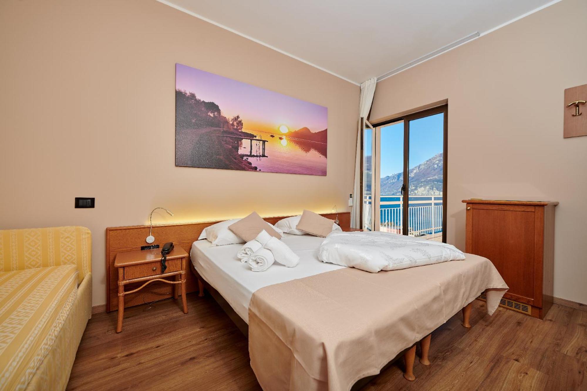 Hotel Eden Brenzone sul Garda Pokoj fotografie